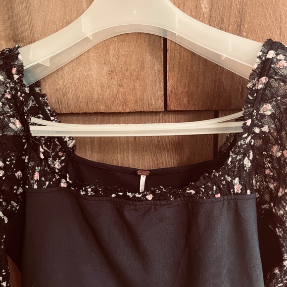 Free People Josie Long Sleeve Top in Black Combo Cotton Jersey Lace Size XL - Picture 6 of 16